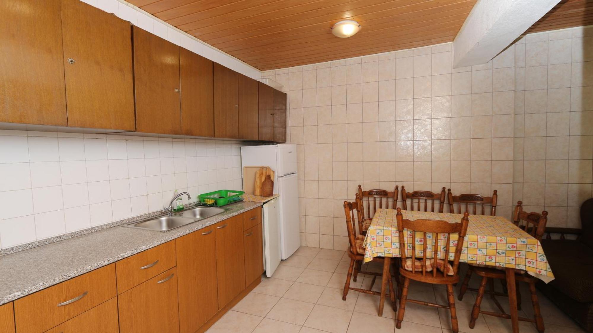 מאקרסקה Dinka Guesthouse מראה חיצוני תמונה